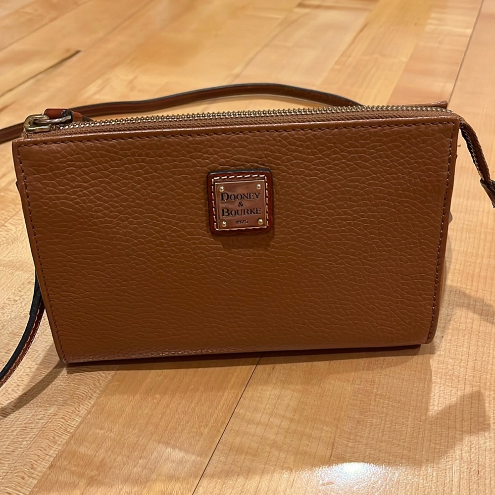 Dooney & Bourne Pebble Grain Janine Crossbody Bag, Desert